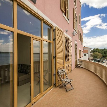 Rotonda Inn Novigrad Novigrad Istria Eksteriør bilde
