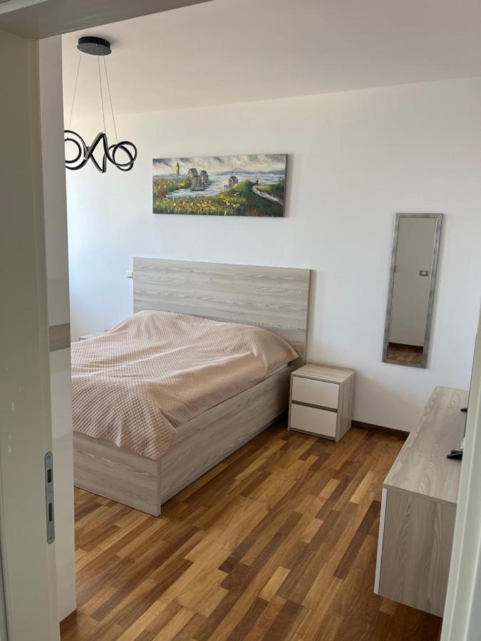 Rotonda Inn Novigrad Novigrad Istria Eksteriør bilde