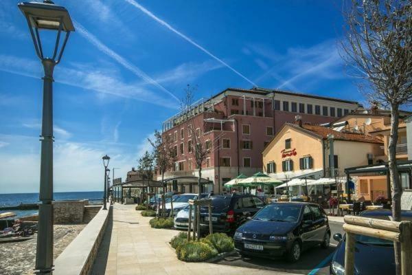 Rotonda Inn Novigrad Novigrad Istria Eksteriør bilde