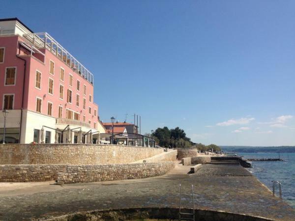 Rotonda Inn Novigrad Novigrad Istria Eksteriør bilde