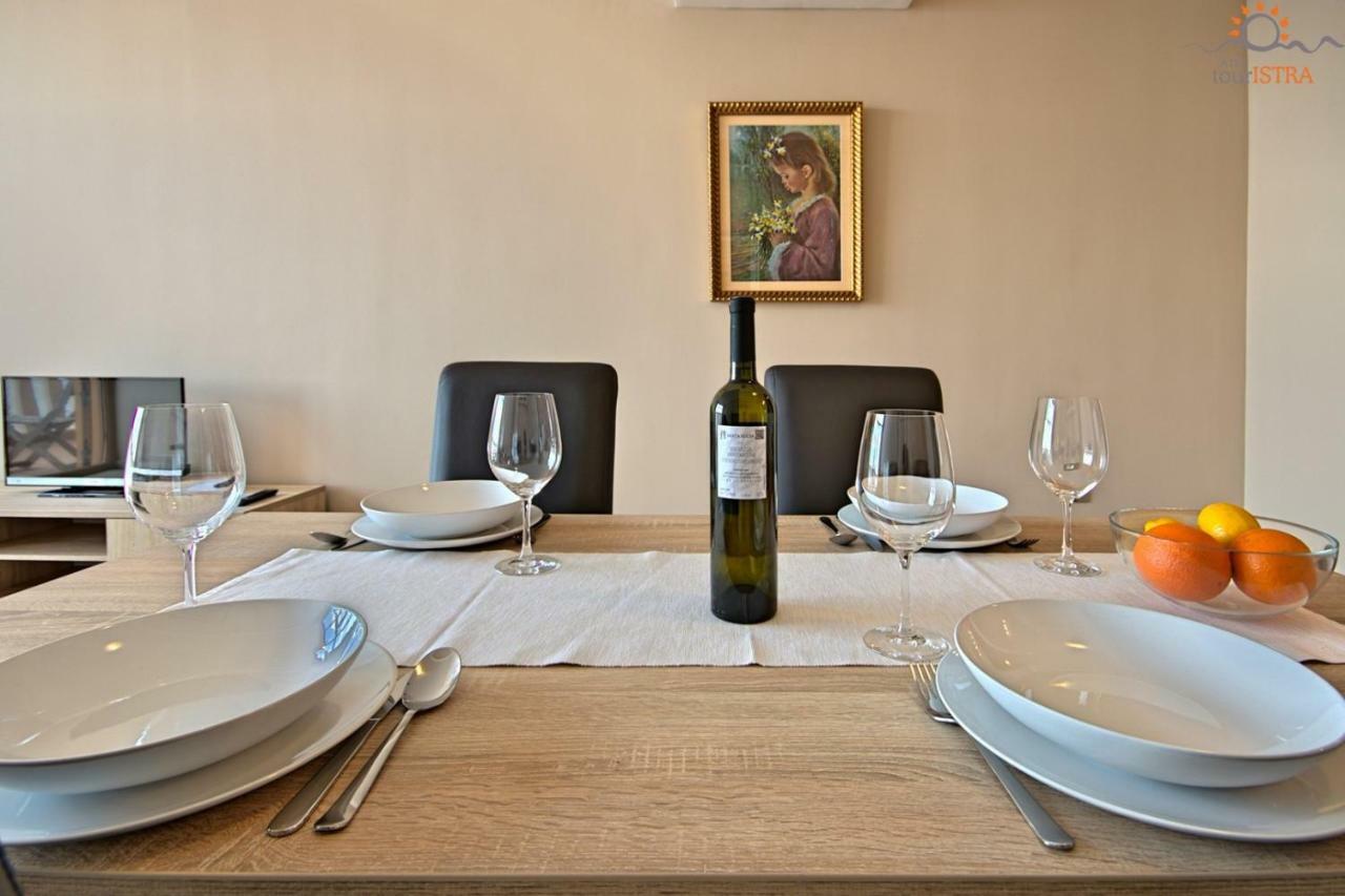 Rotonda Inn Novigrad Novigrad Istria Eksteriør bilde