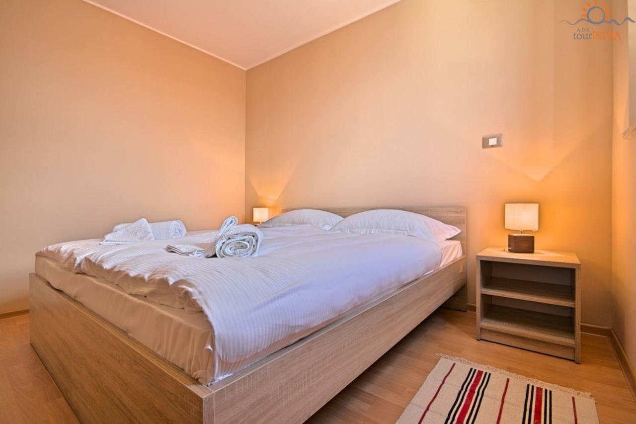 Rotonda Inn Novigrad Novigrad Istria Eksteriør bilde
