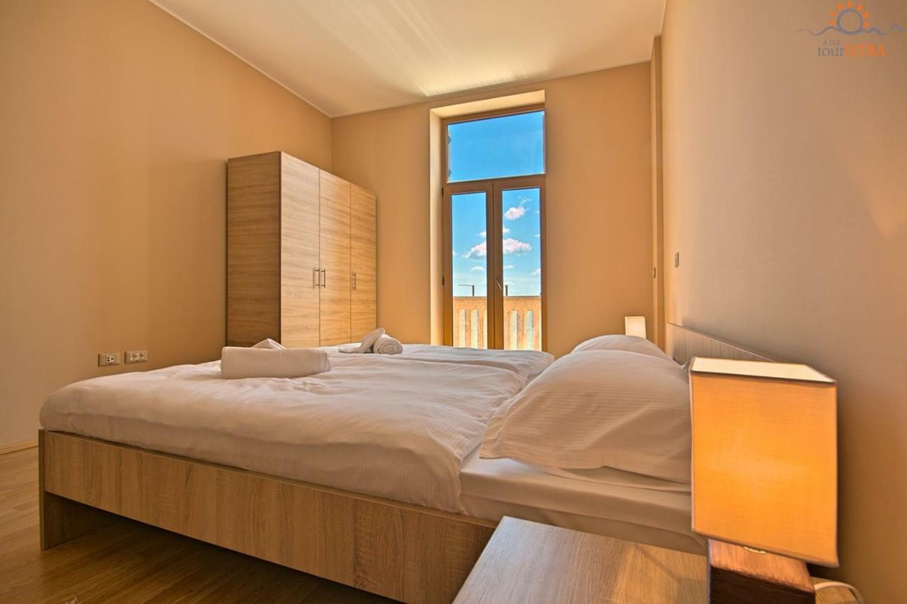 Rotonda Inn Novigrad Novigrad Istria Eksteriør bilde