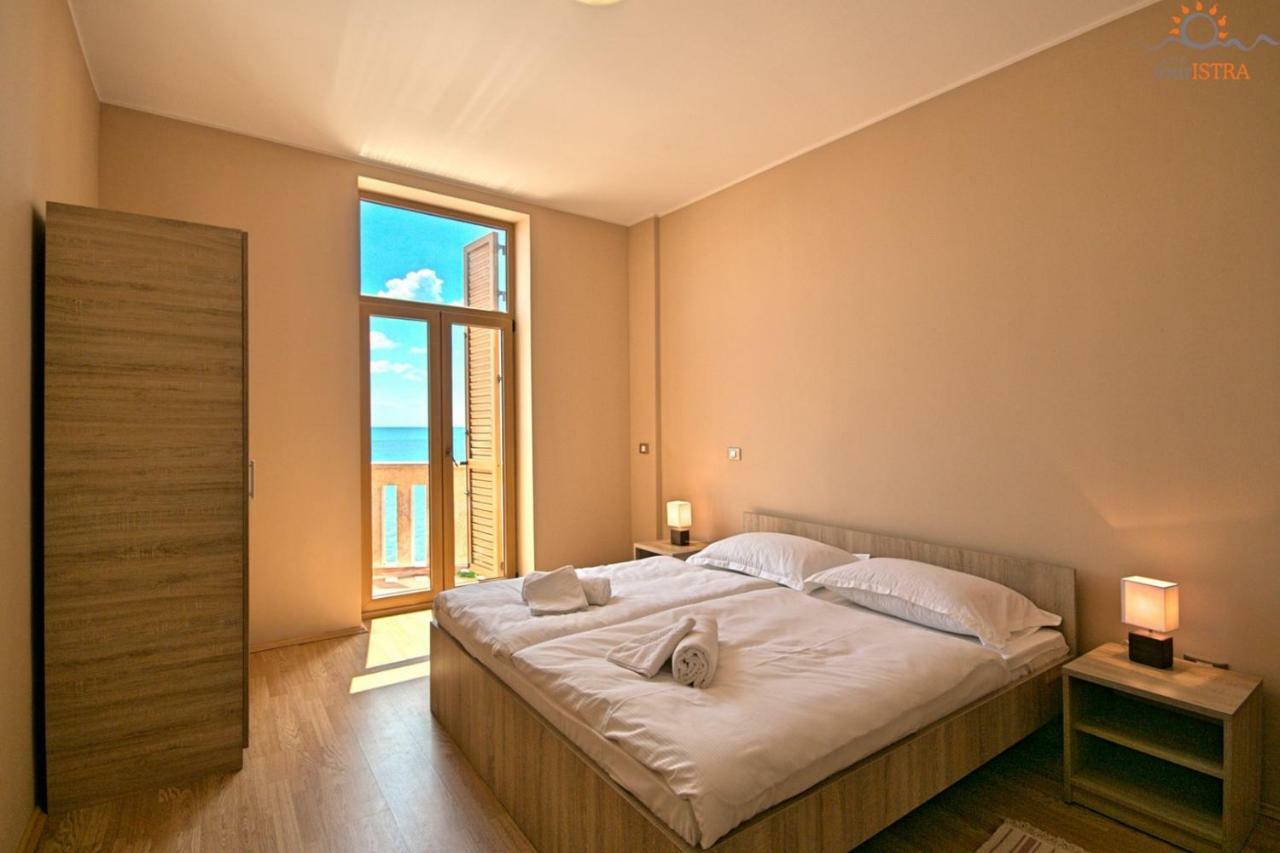Rotonda Inn Novigrad Novigrad Istria Eksteriør bilde